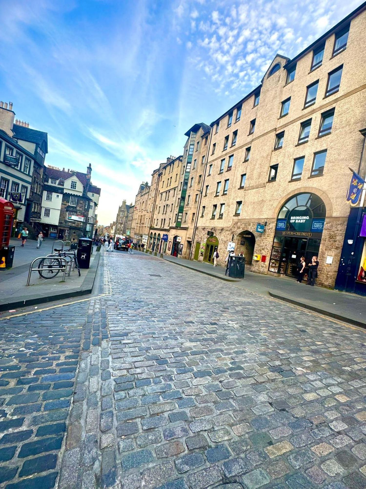 Cozy Edinburgh Apartment Escape מראה חיצוני תמונה