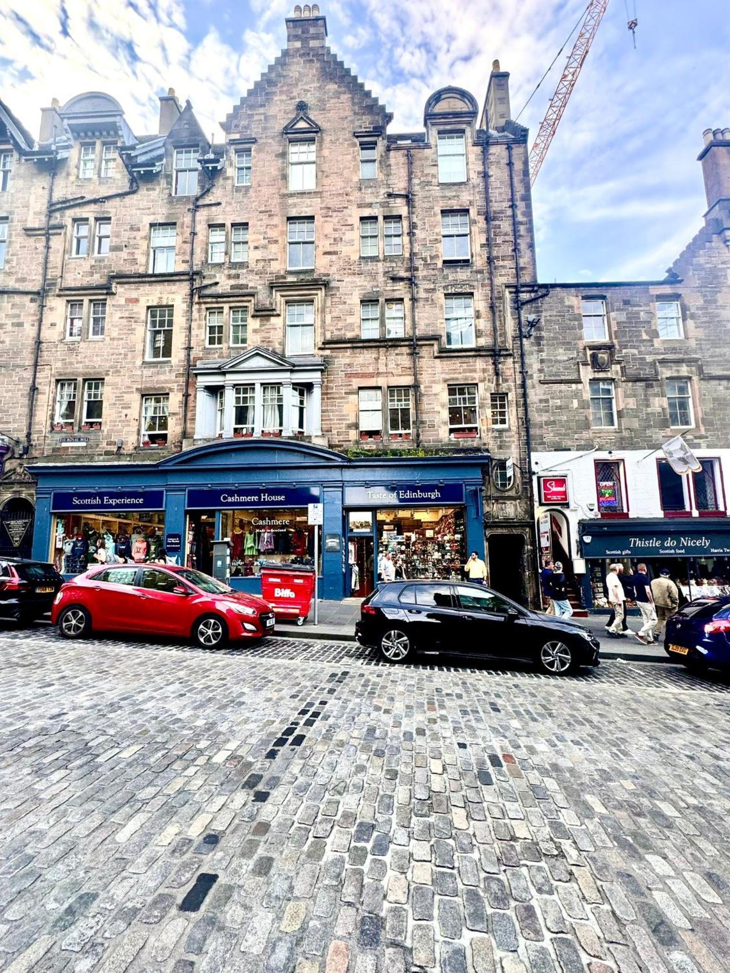 Cozy Edinburgh Apartment Escape מראה חיצוני תמונה