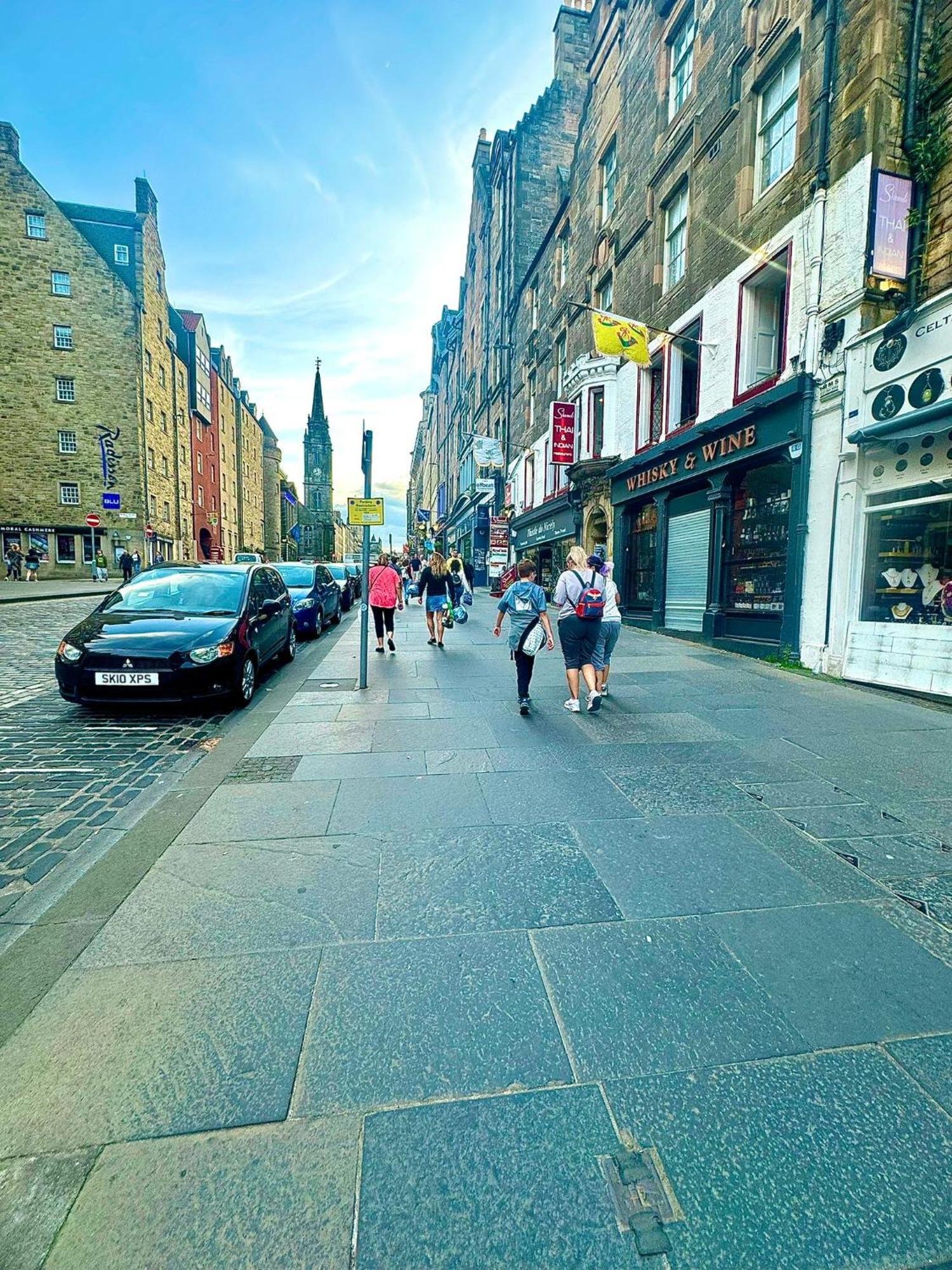 Cozy Edinburgh Apartment Escape מראה חיצוני תמונה